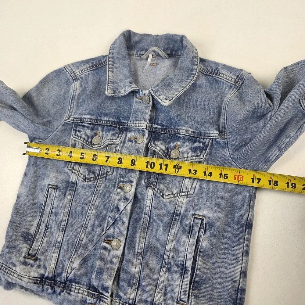 Free People Jacket Womens Small Blue Denim Cropped Trucker Button Front - Picture 7 of 13